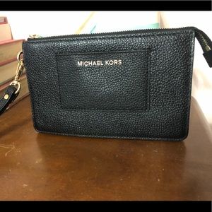 Michael Kors black small Pocket Gusset Wristlet